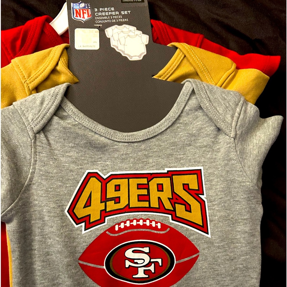 San Francisco 49ers 3-pack Baby Bodysuit 12 months 20-24 lbs